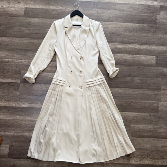 Dresses & Skirts - Elegant Cream Double-Breasted Pleated Coat Dress